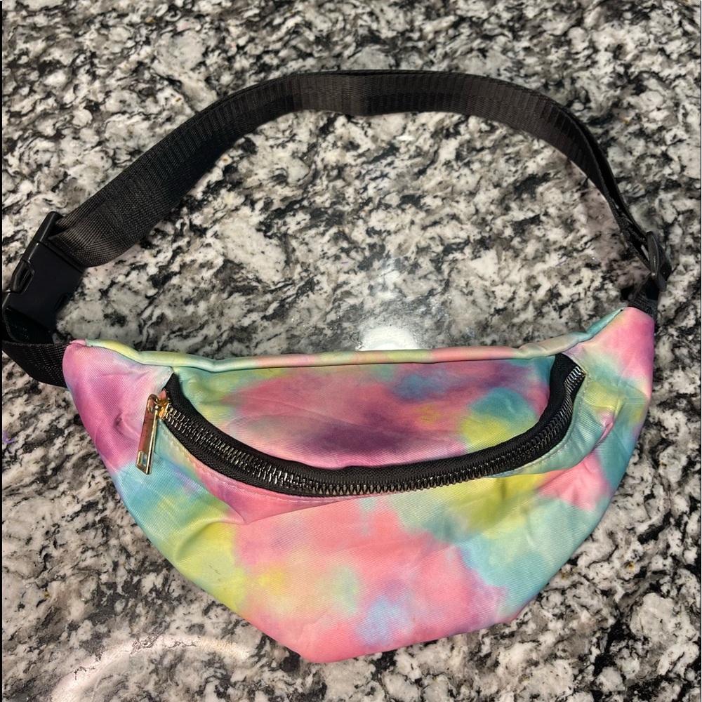 Rainbow Tie-dye Fanny Pack 🌈